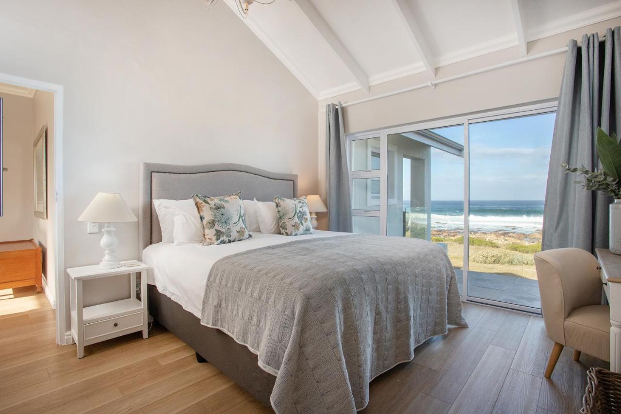 Seapearl Oceanfront Villa And Cottage Hermanus Bagian luar foto