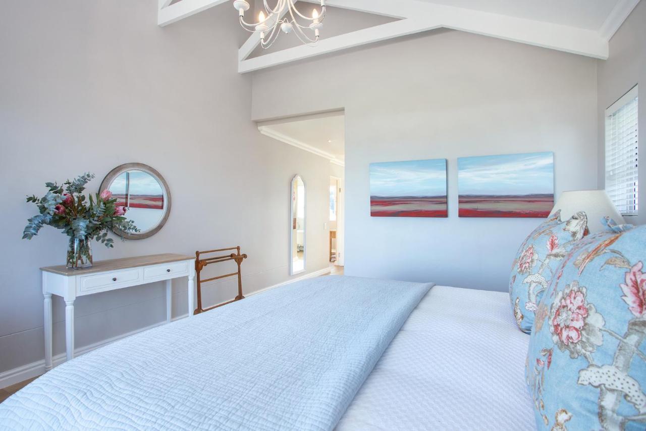 Seapearl Oceanfront Villa And Cottage Hermanus Bagian luar foto