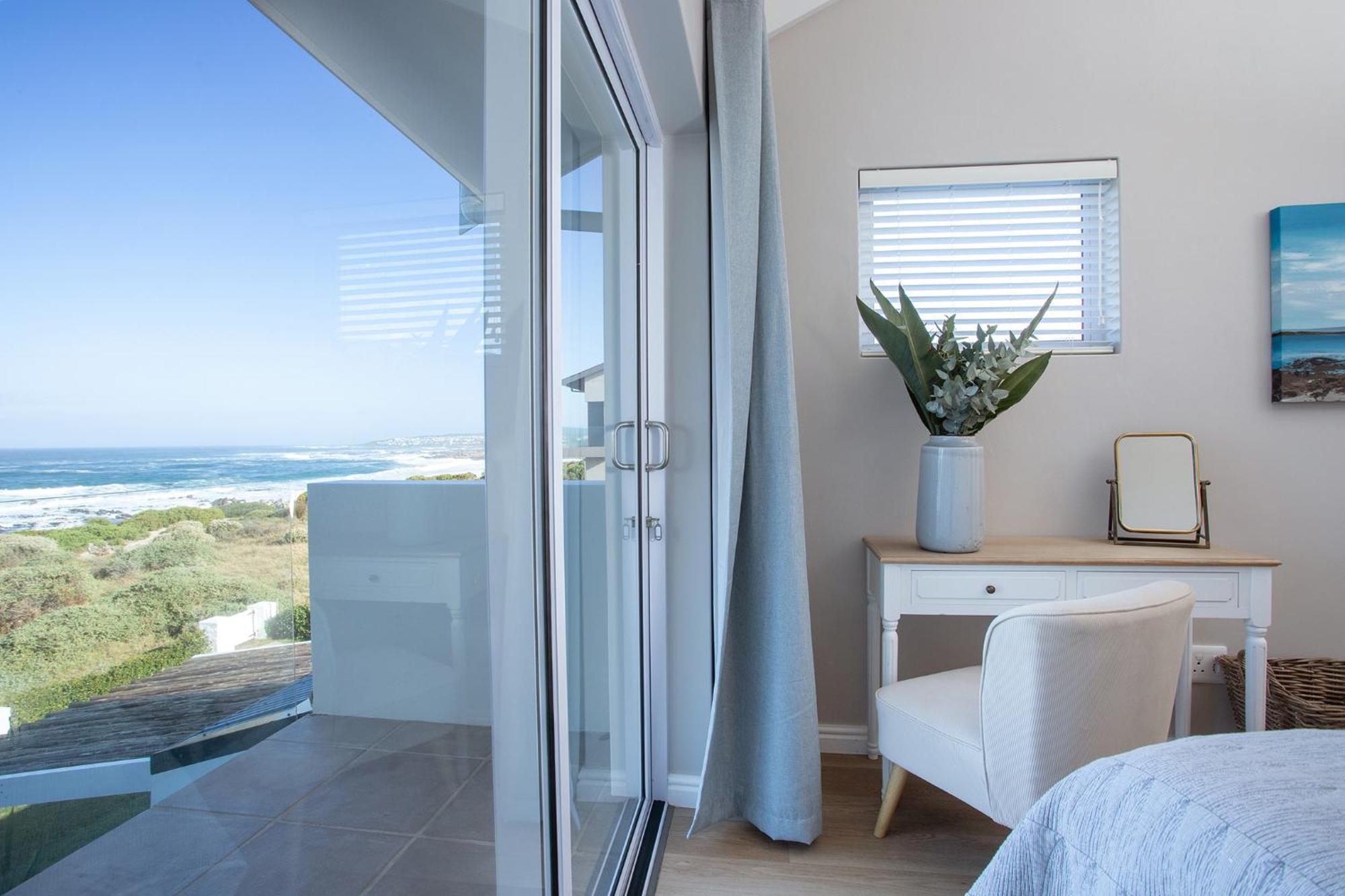 Seapearl Oceanfront Villa And Cottage Hermanus Bagian luar foto