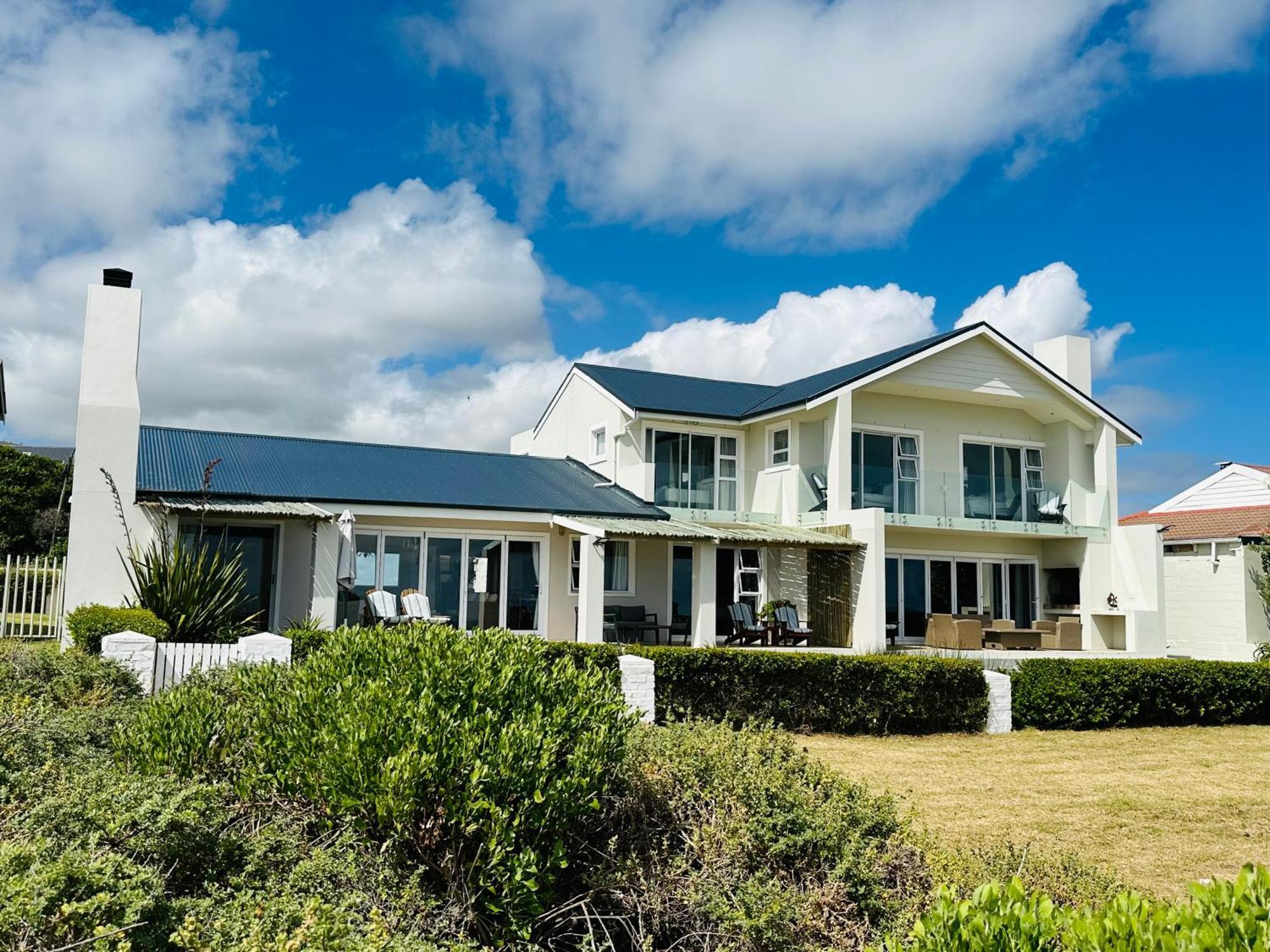 Seapearl Oceanfront Villa And Cottage Hermanus Bagian luar foto