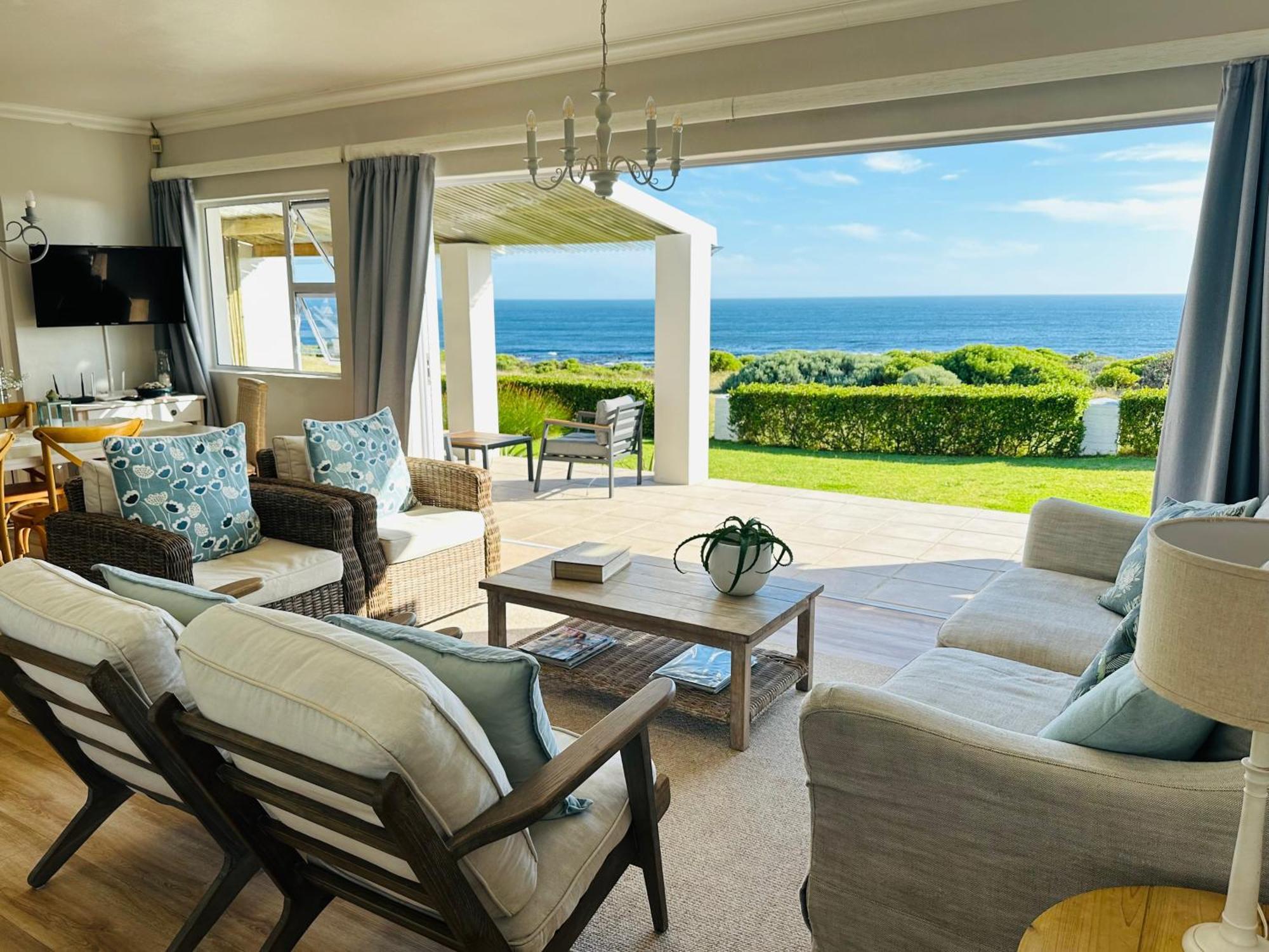 Seapearl Oceanfront Villa And Cottage Hermanus Bagian luar foto