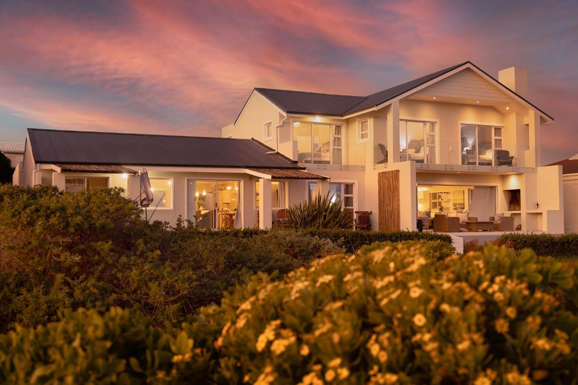 Seapearl Oceanfront Villa And Cottage Hermanus Bagian luar foto